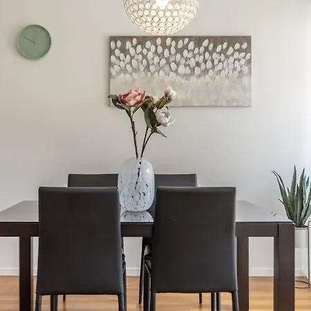 Izabela L Apartment